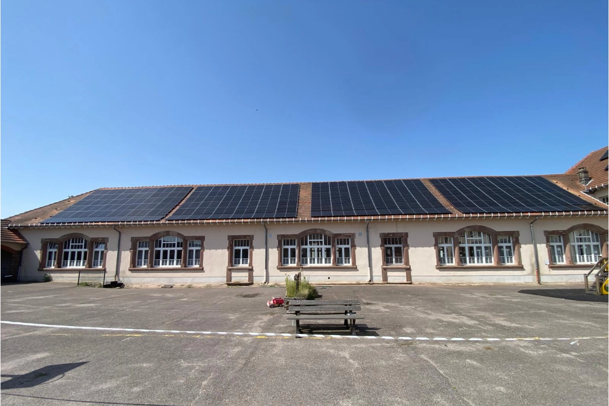 Installation de panneaux solaires sur les bâtiments publics type école, salle des fêtes, ateliers municipaux, églises en meurthe et moselle et sur les départements voisins : Vosges, Moselle, Bas-Rhin,etc...